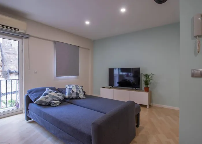 Old Town Flat By Concept Flats