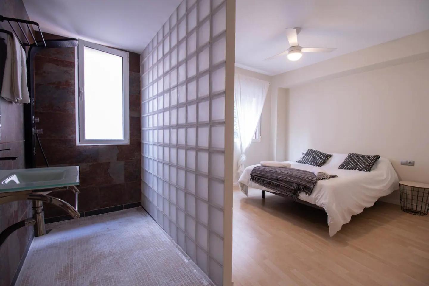 Old Town Flat By Concept Flats Appartement Valence